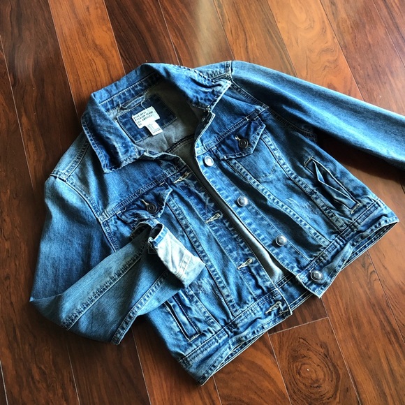 Forever 21 Distressed Jean/Denim Jacket - Picture 3 of 8